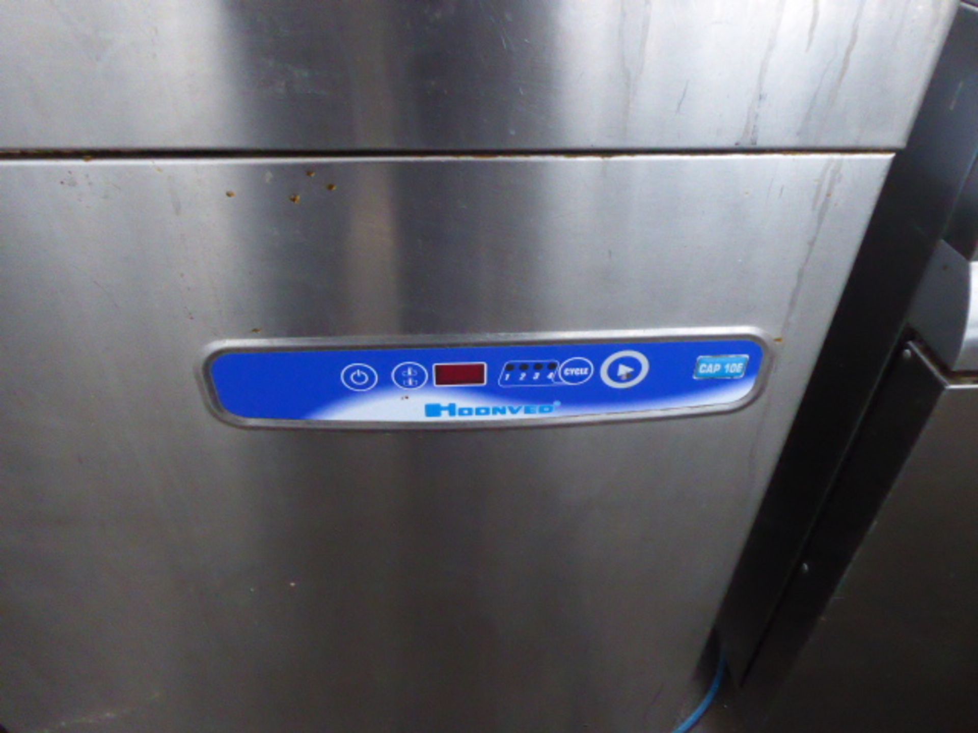 Hoonved CAP105 lift top pass through dishwasher - Image 3 of 3