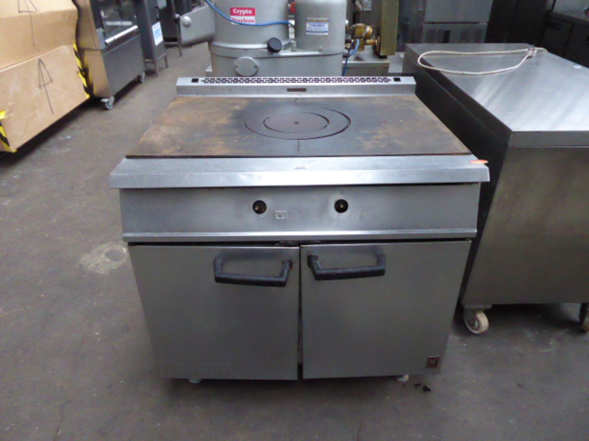 90cm Gas Falcon Dominator solid top cooker with 2 door oven under