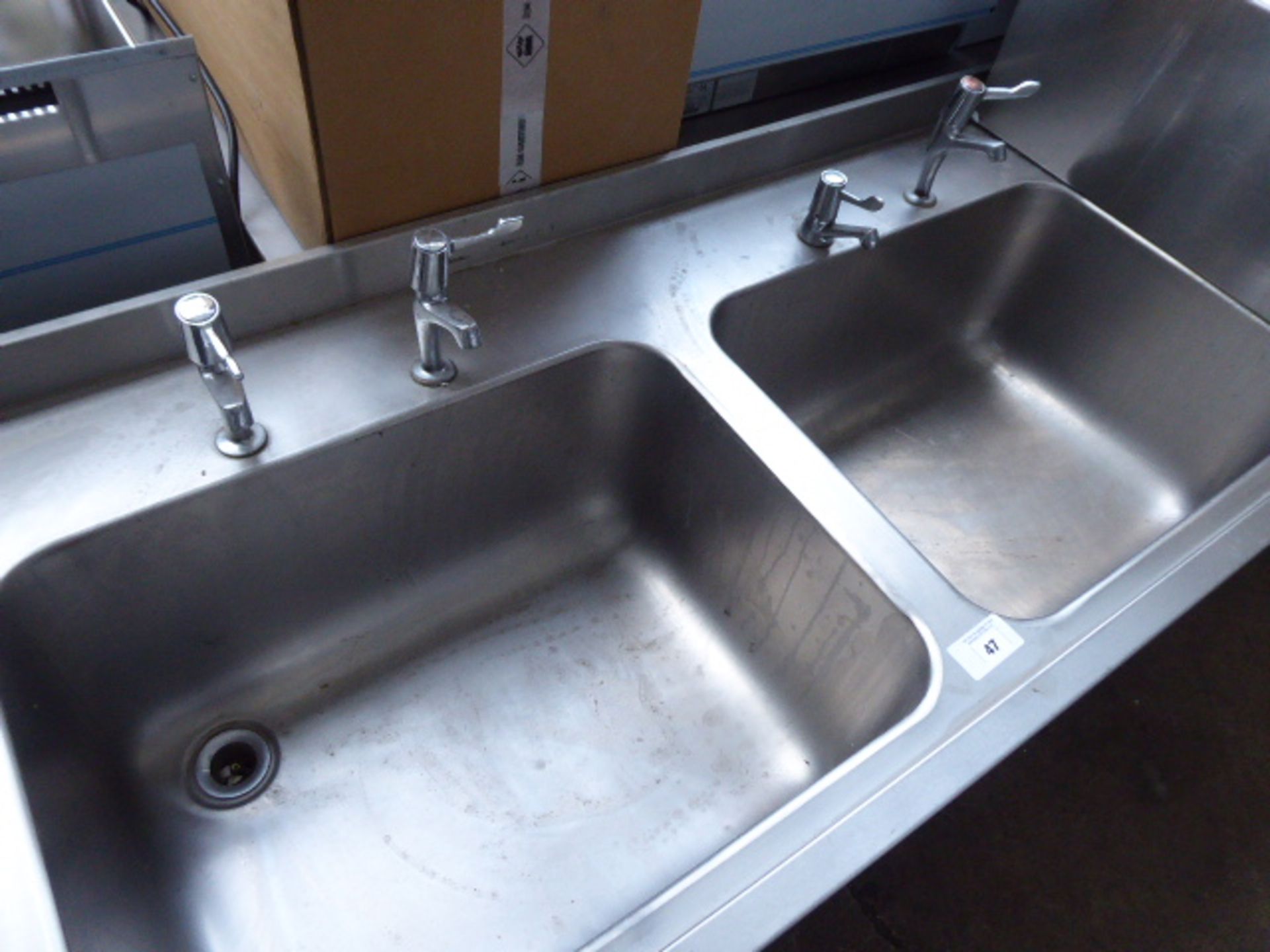 315cm stainless steel double bowl sink unit with tap sets, draining board and a hand basin with - Image 2 of 3