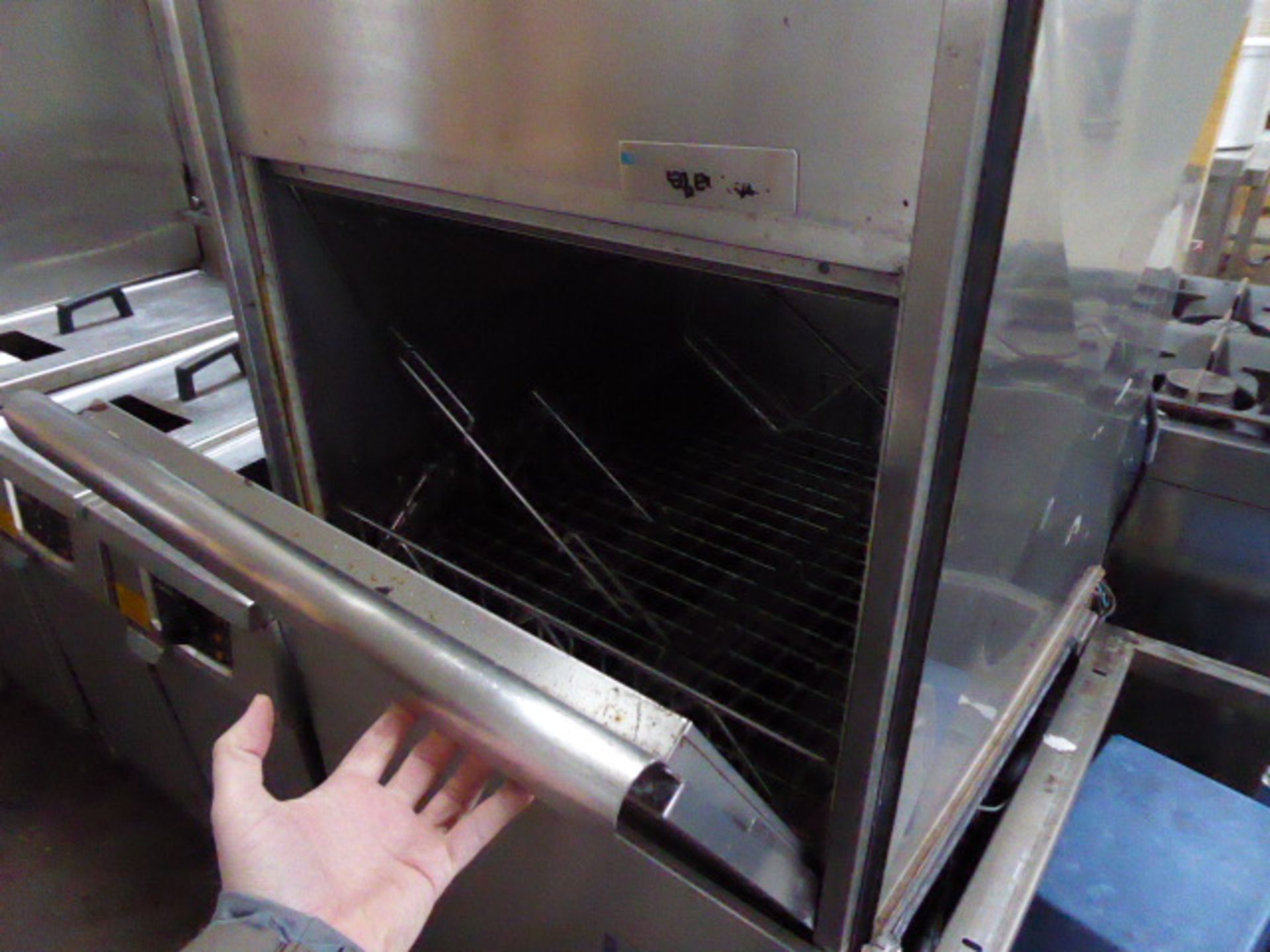 72cm Winterhalter drop front dishwasher - Image 3 of 3