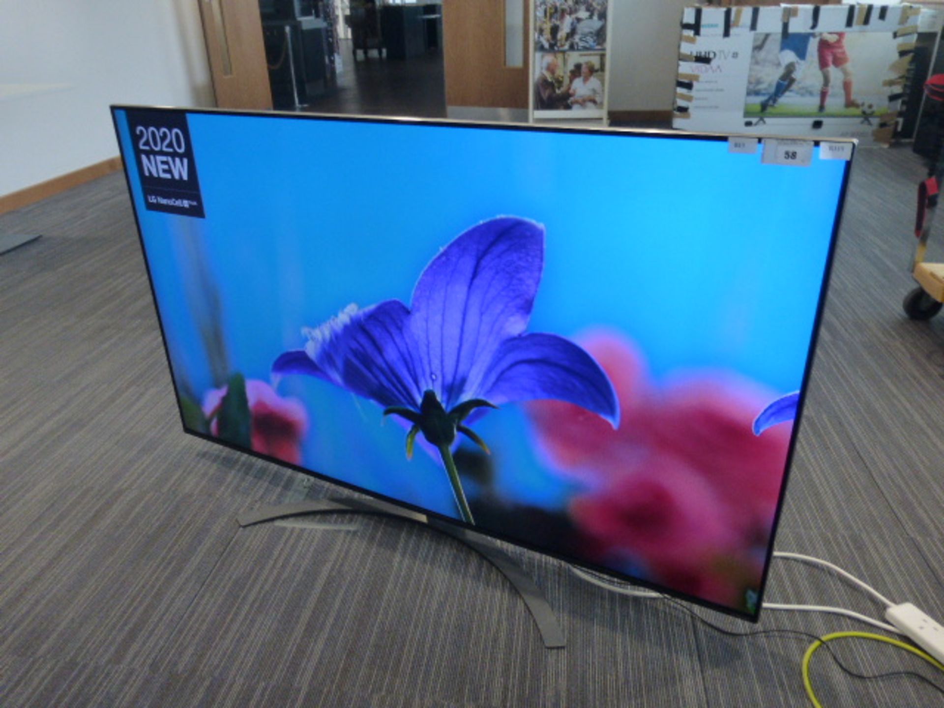 R115 - 65'' LG 4K Nano Cell TV model no: 65NANO866NA include box no: B13