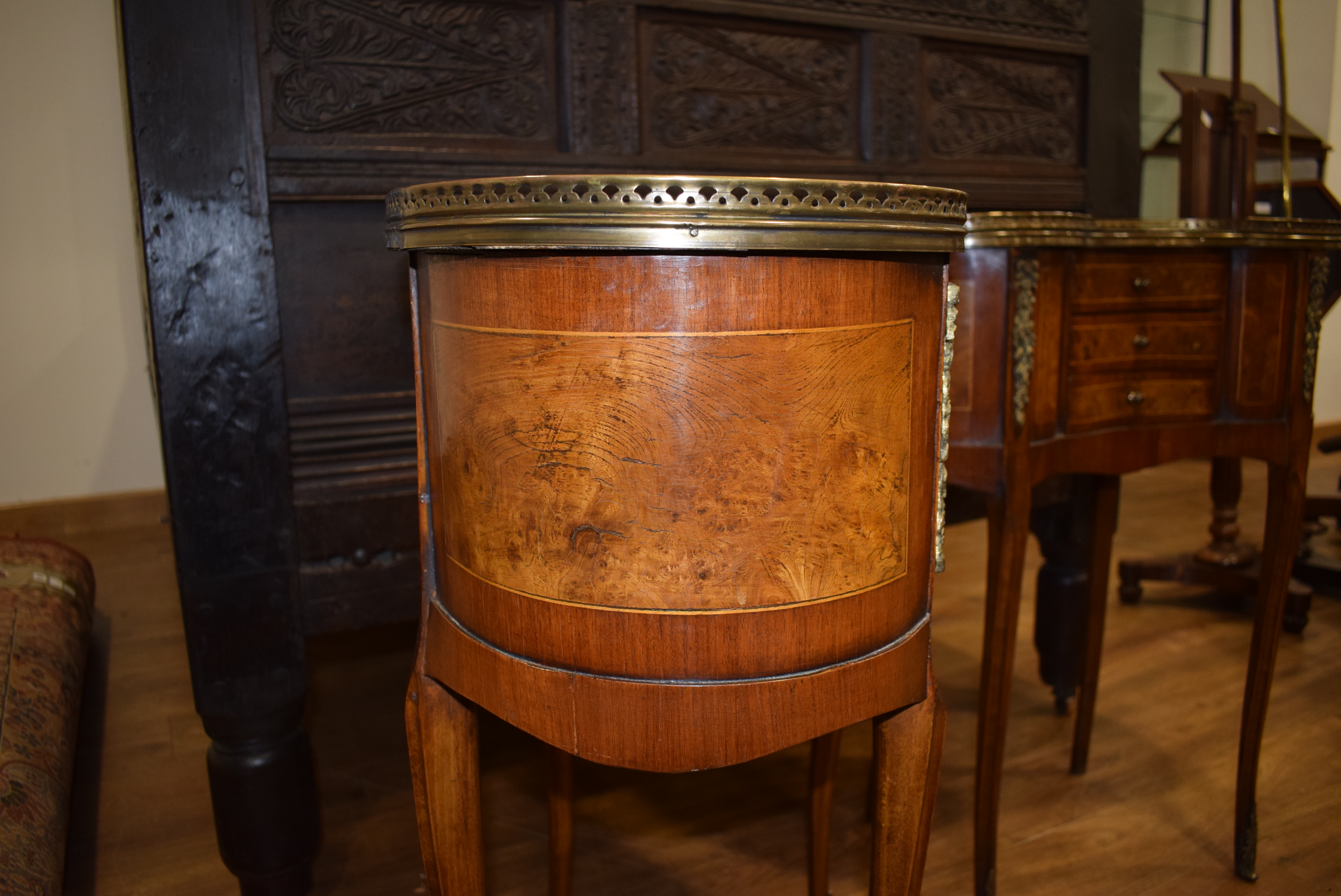A pair of Louis XV style burr elm, mahogany, - Image 13 of 45