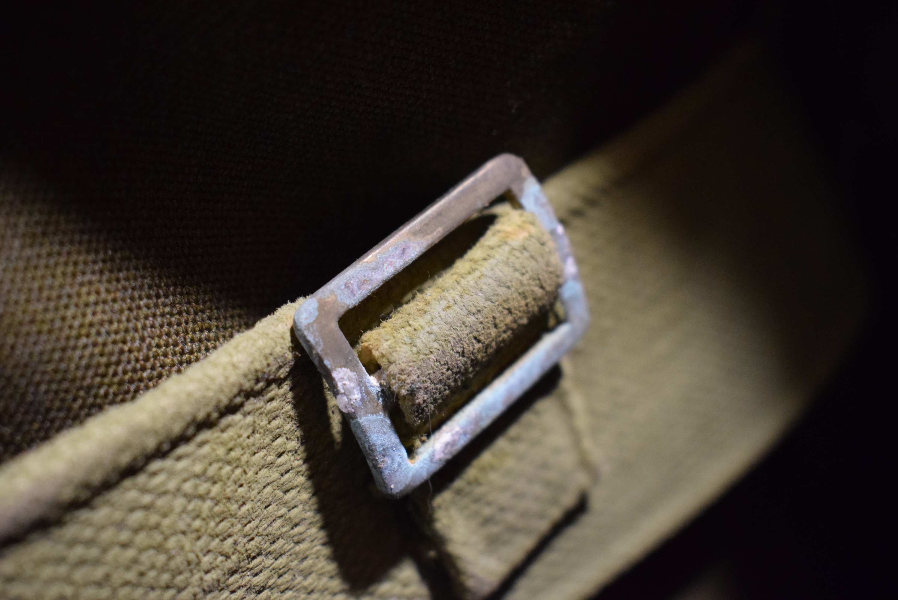 A group of Second World War uniform, - Image 10 of 11