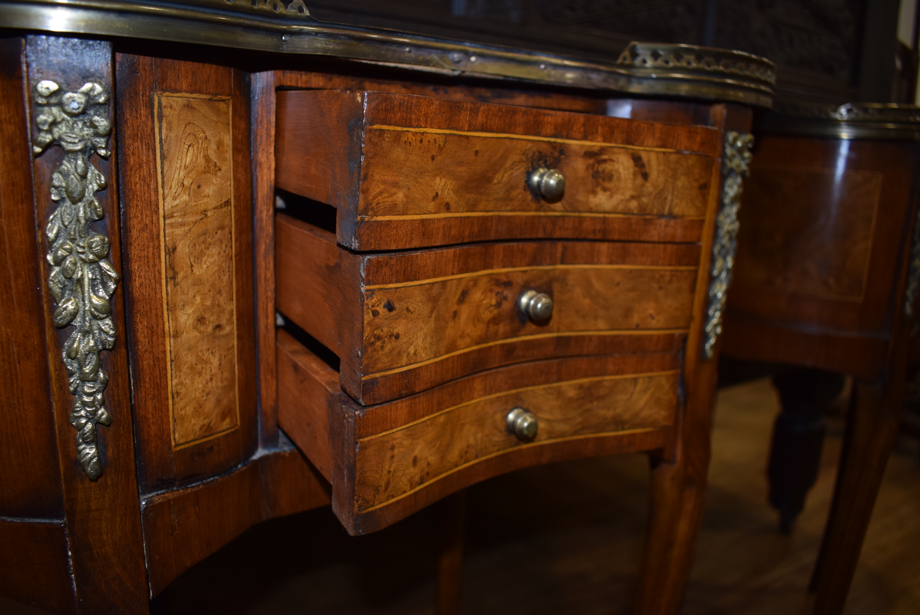 A pair of Louis XV style burr elm, mahogany, - Image 16 of 45