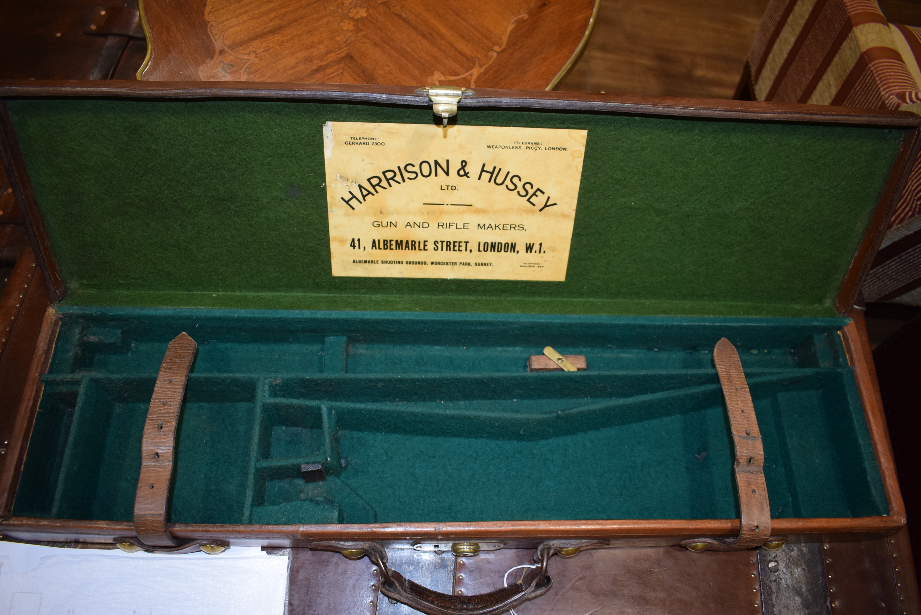 A tan leather and brass mounted gun case, inscribed V. Cobden, l. - Image 3 of 4