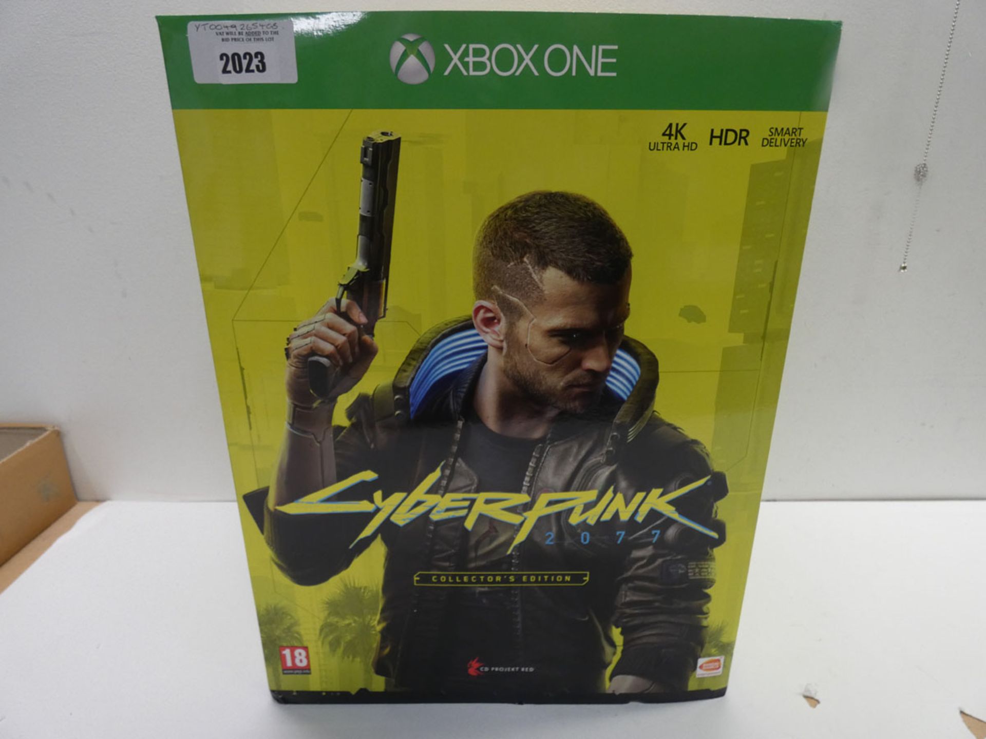 CyberPunk 2077 XBOX ONE Collectors edition Game with '' V in Action '' figurine , ,Steelbook case,