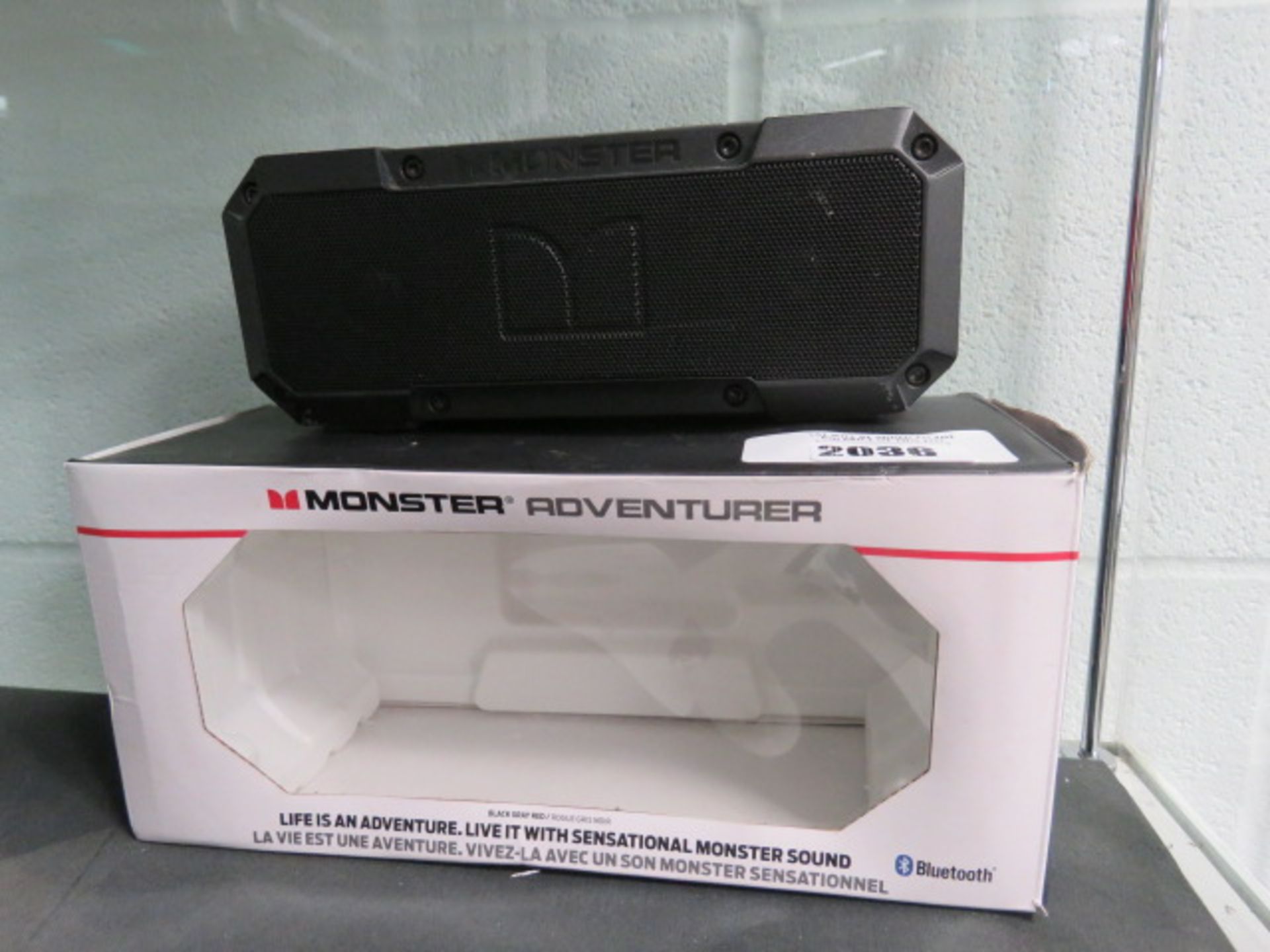 Monster Adventurer portable bluetooth speaker with box