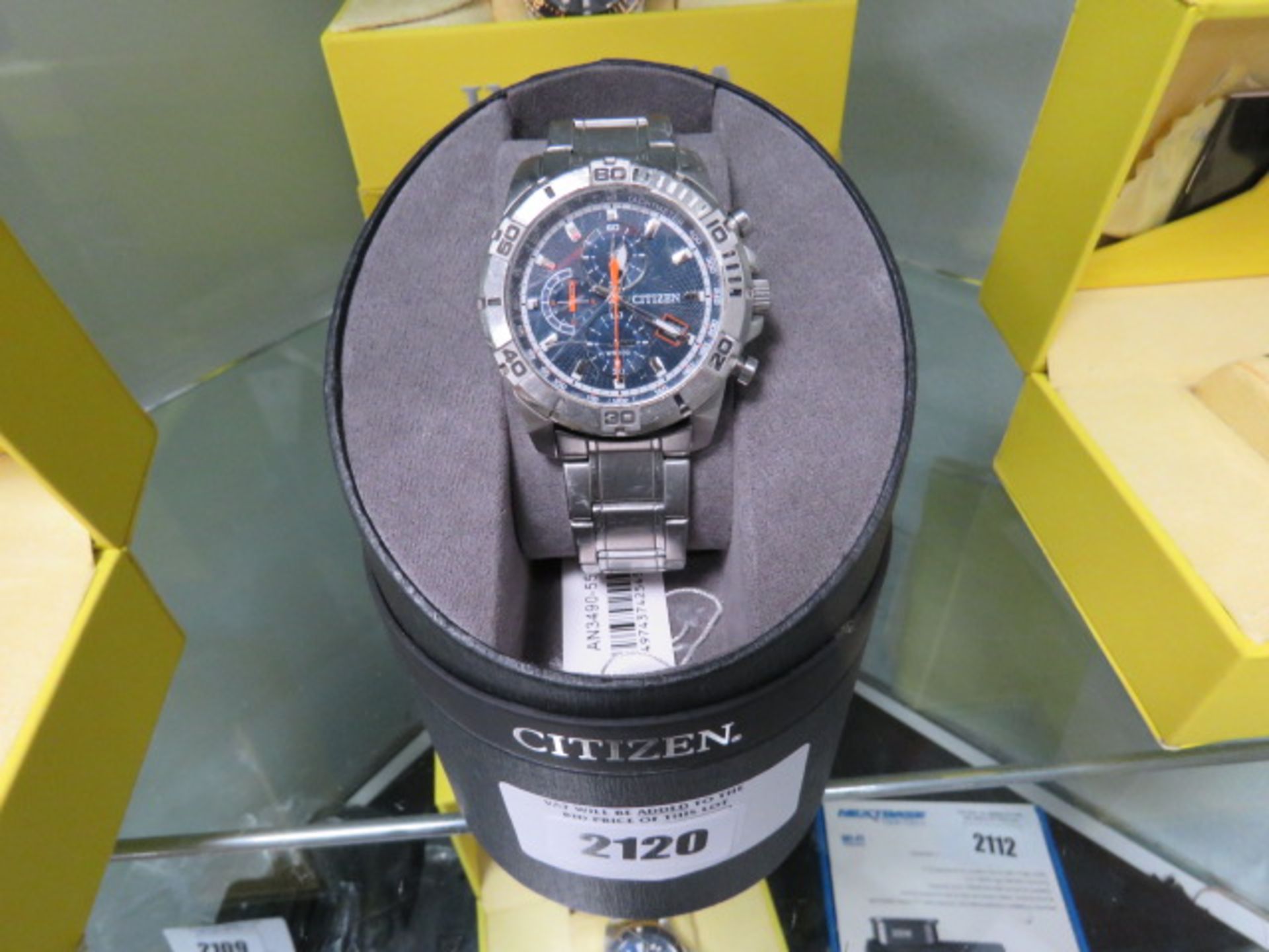 2042 - Citizen chronograph stainless steel strap wristwatch with scratch on glass