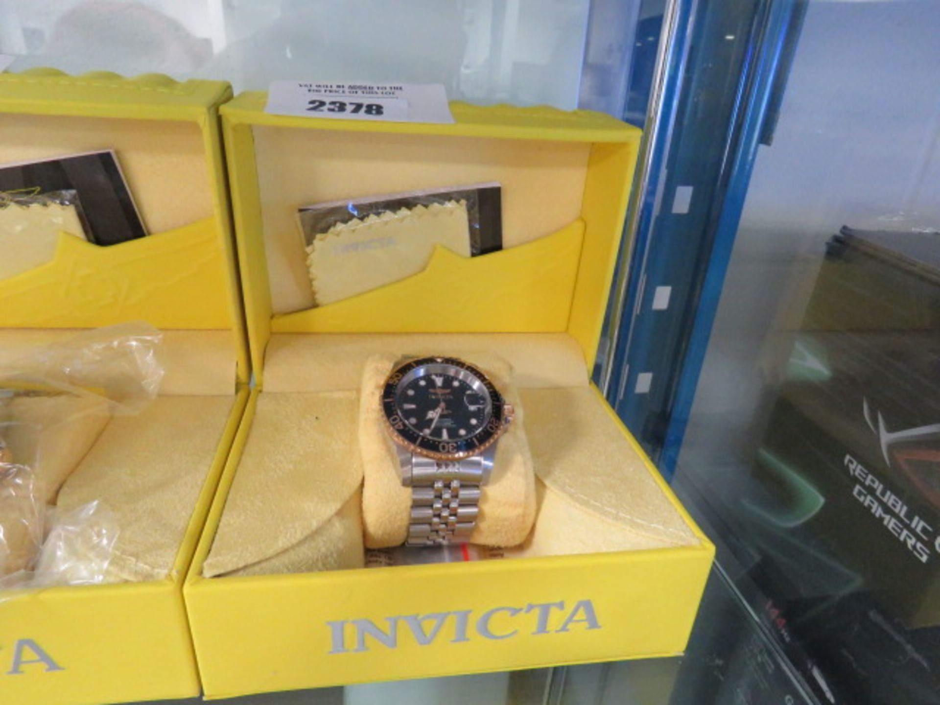 Invicta automatic stainless steel strap wristwatch with box