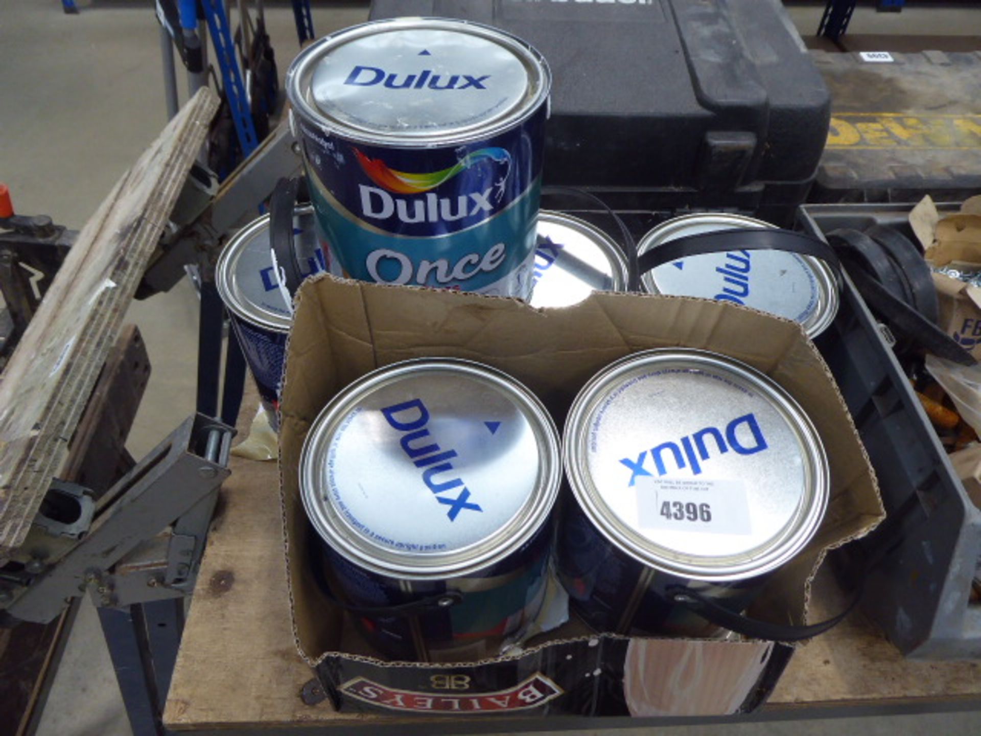 6 tins of Dulux pure brilliant white gloss