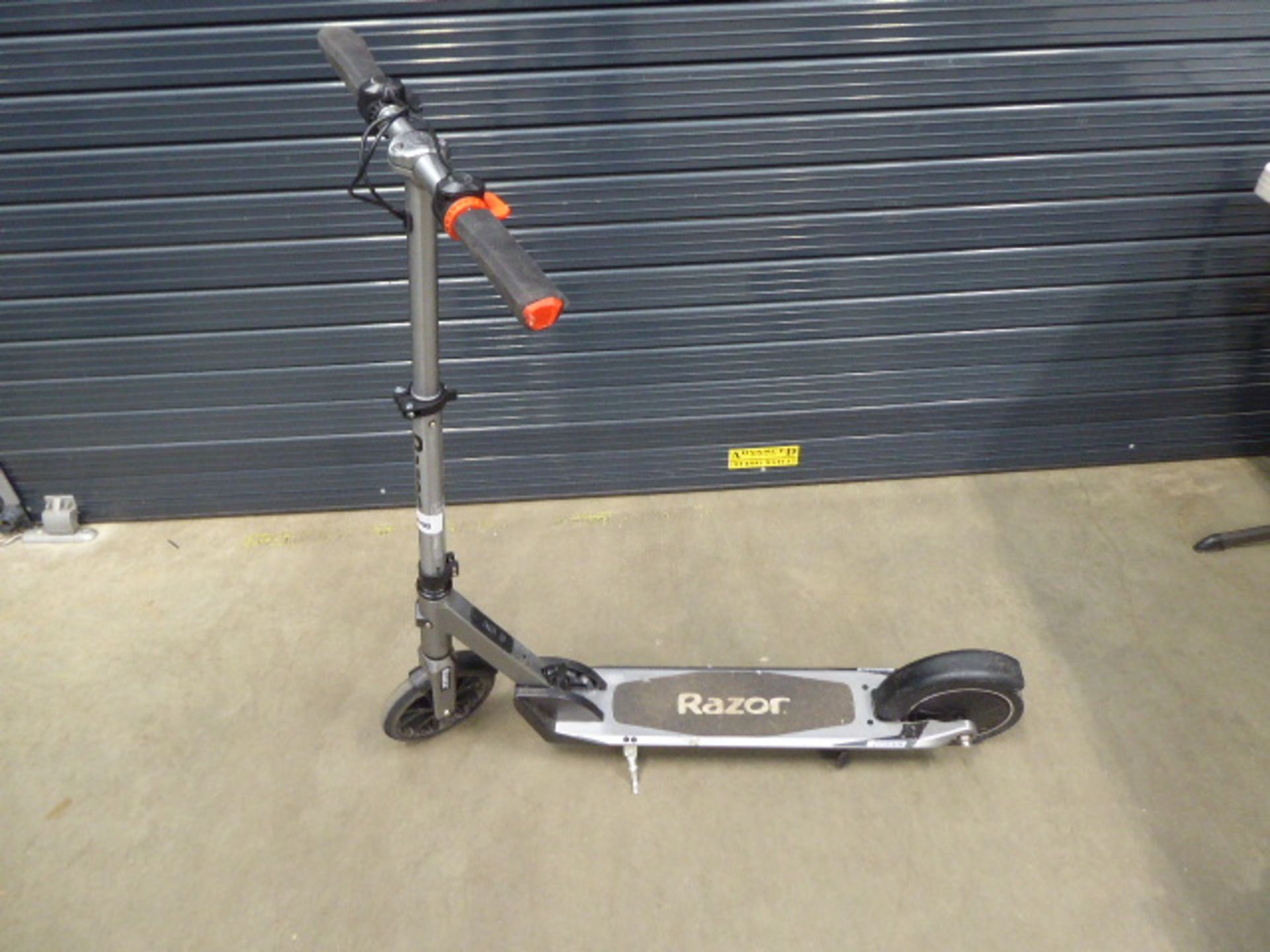 Razor electric scooter, no charger