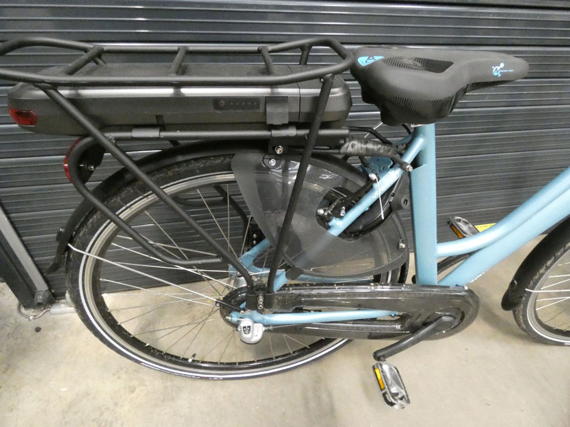 Vitesse Pulse blue electric ladies bike, no charger - Image 4 of 5