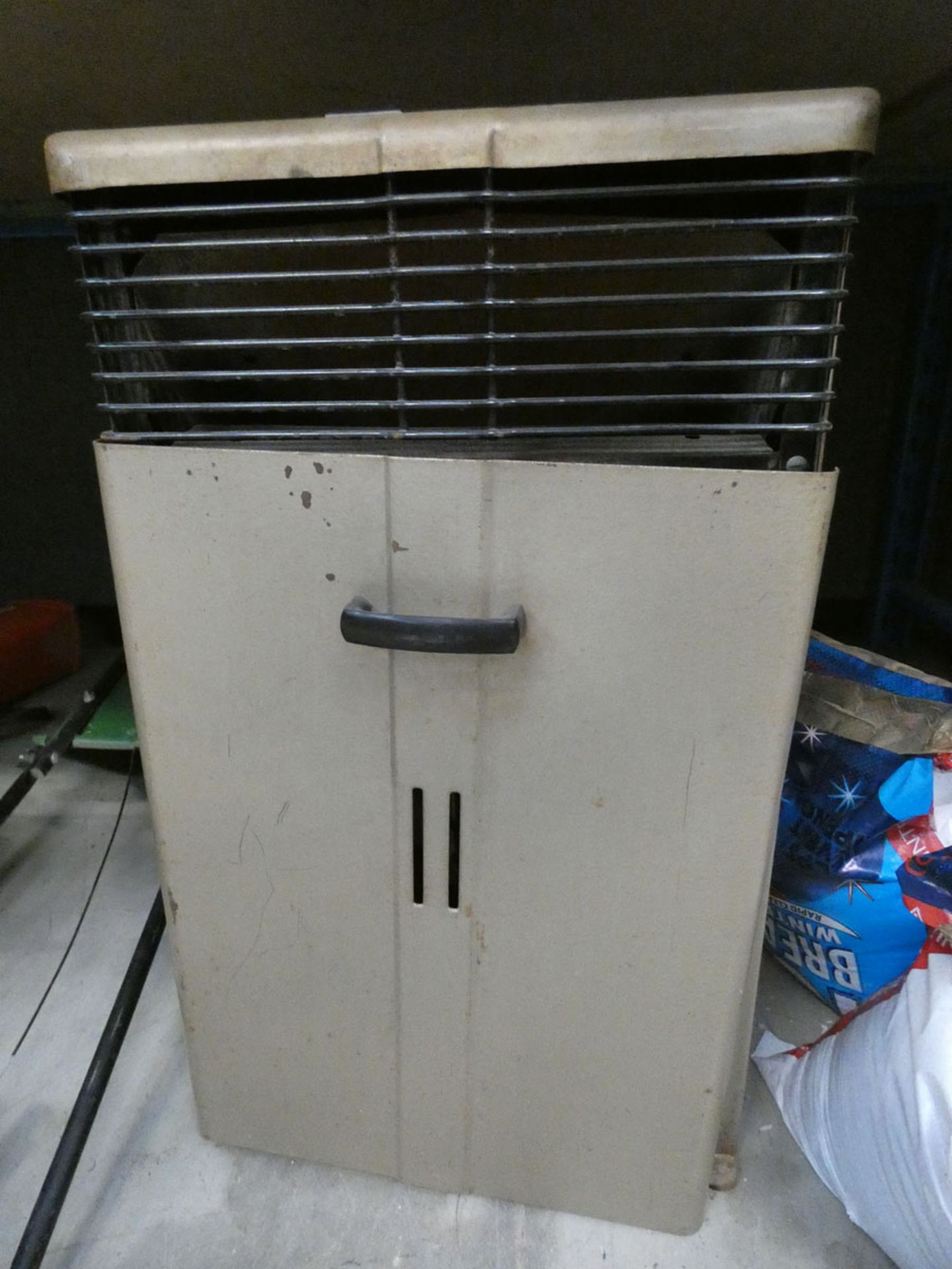 Paraffin heater