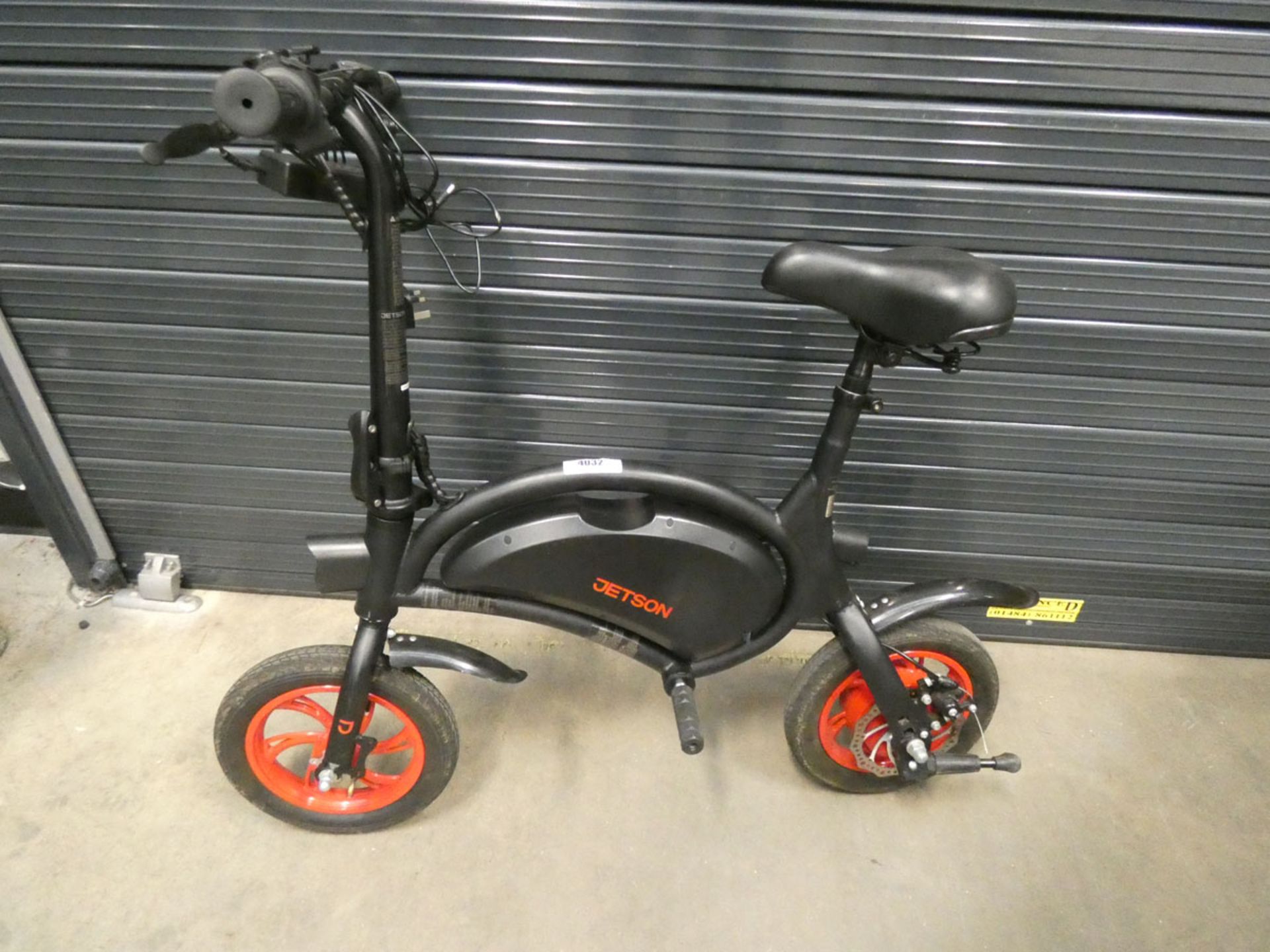 Jetson Bolt electric bike with charger and box