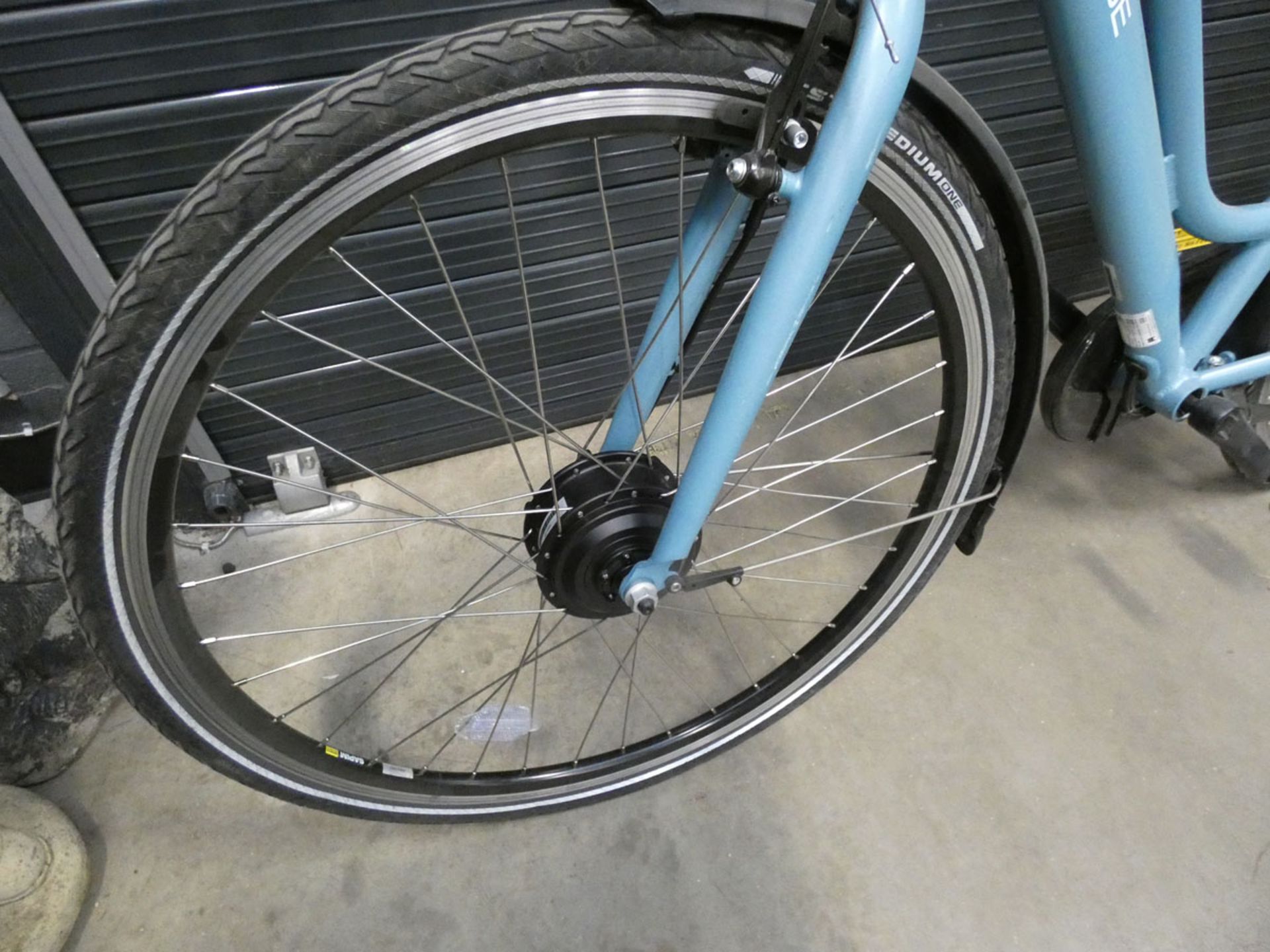 Vitesse Pulse blue electric ladies bike, no charger - Image 2 of 6