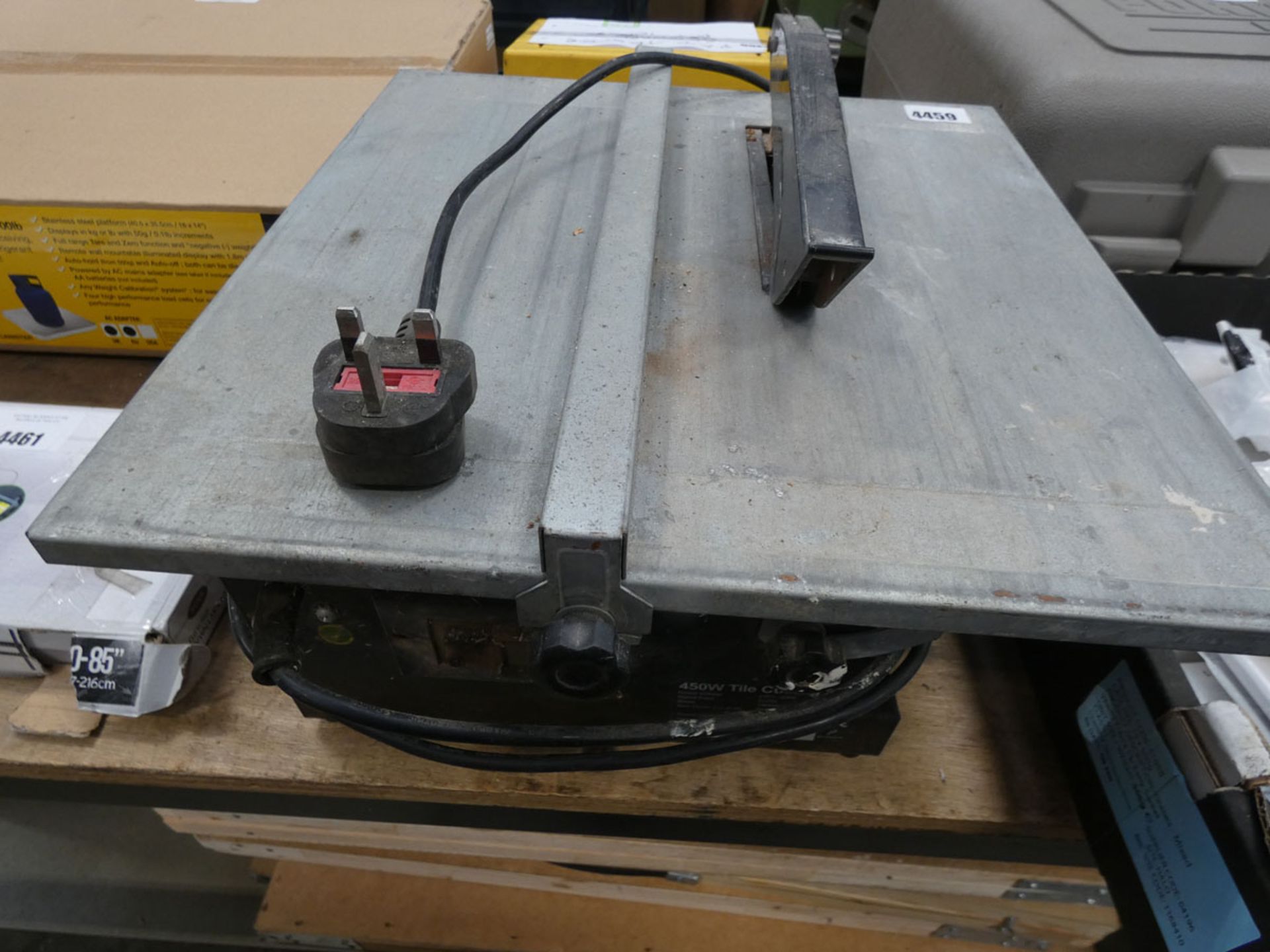 Tile saw