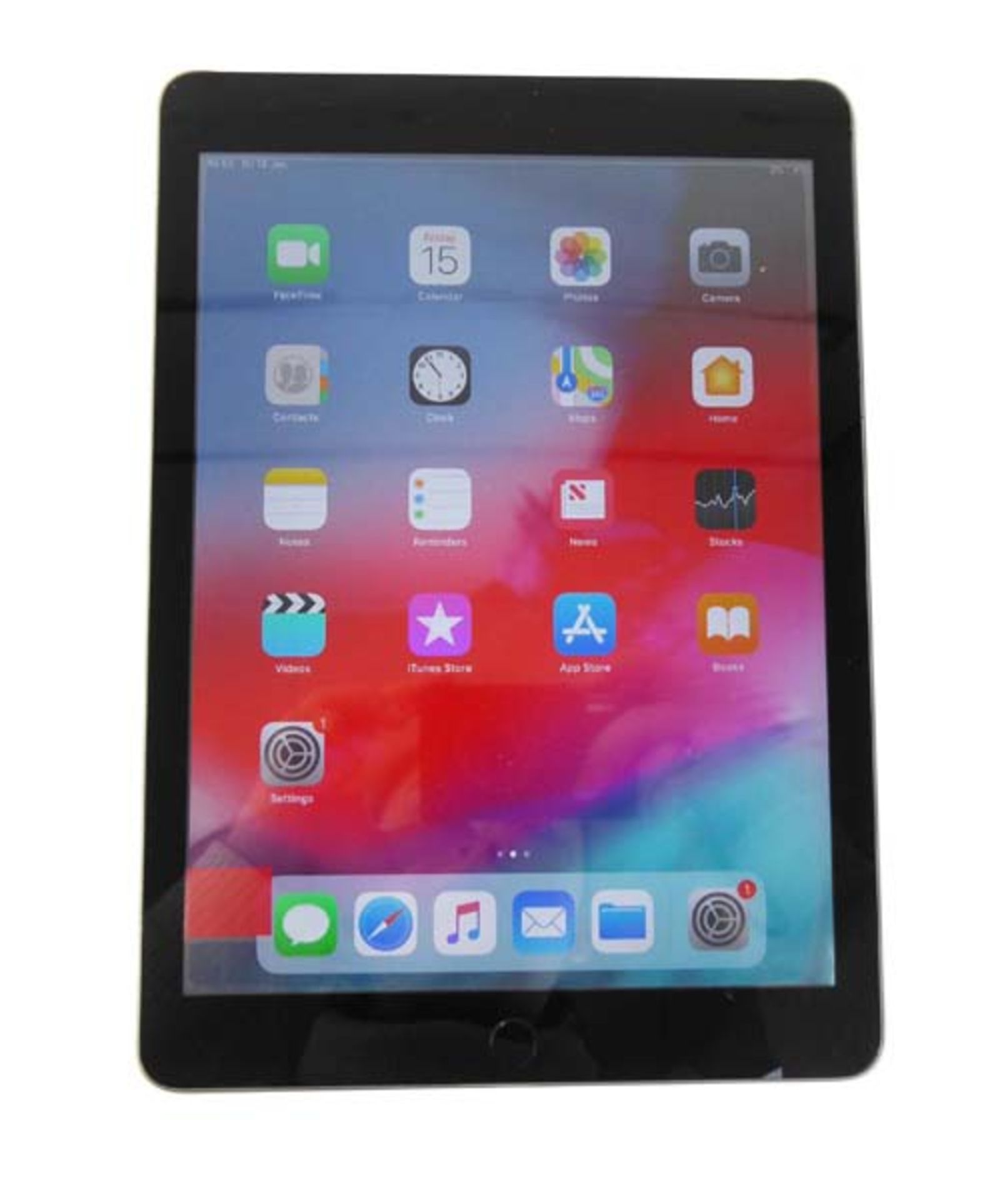 iPad 9.7'' 32GB Space Grey tablet with box and charger (MR7F2B/A 2018)