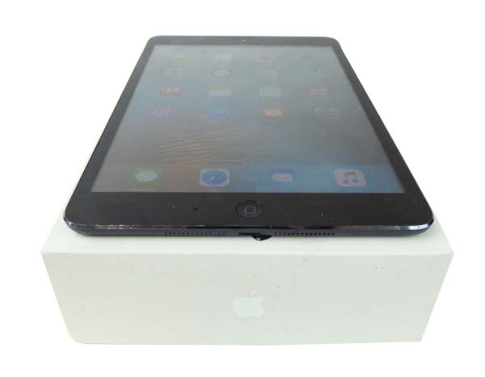 iPad Mini 32GB Black tablet with box (A1432 2012) - Image 2 of 3