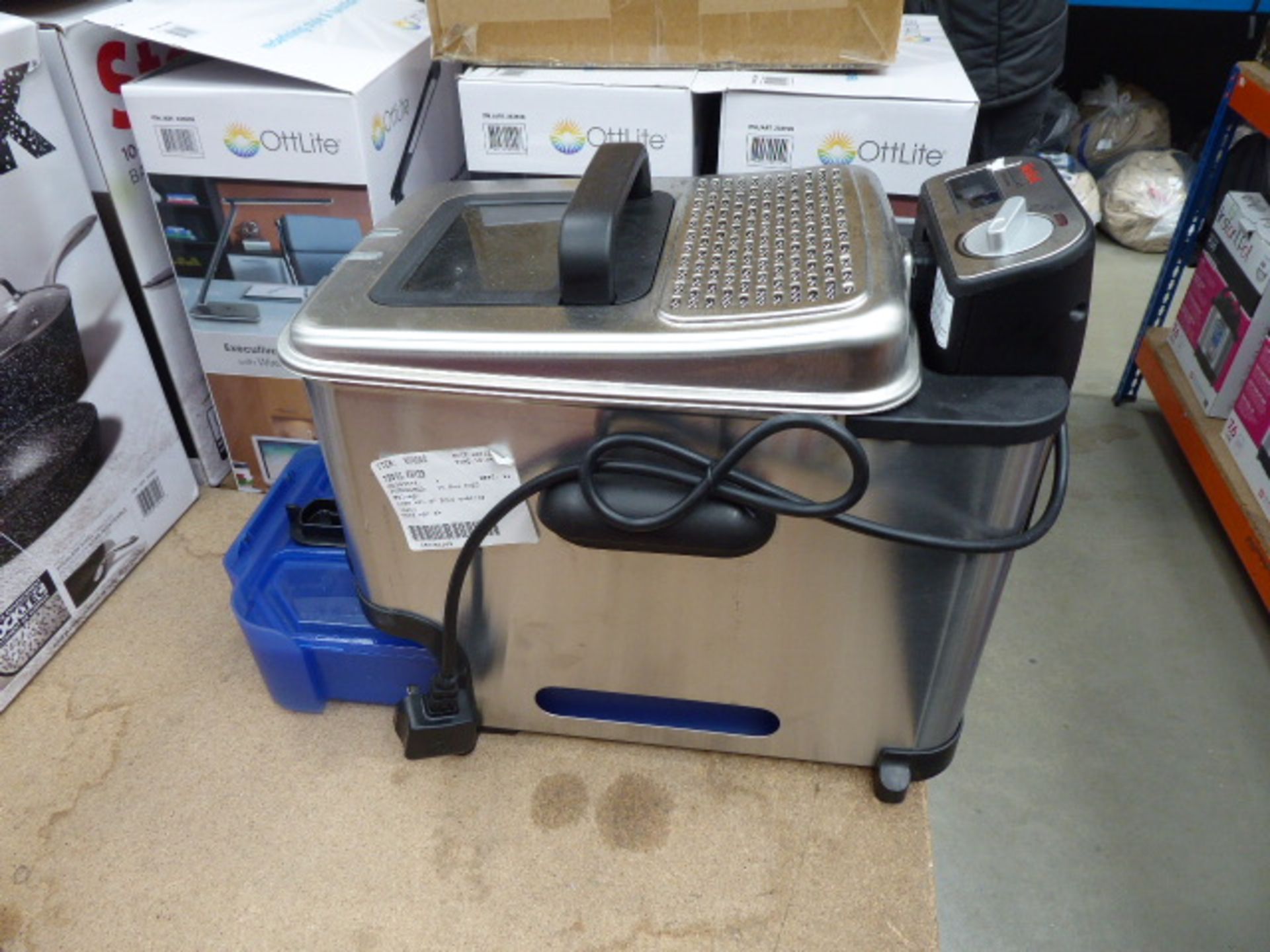 Unboxed Tefal filter fryer