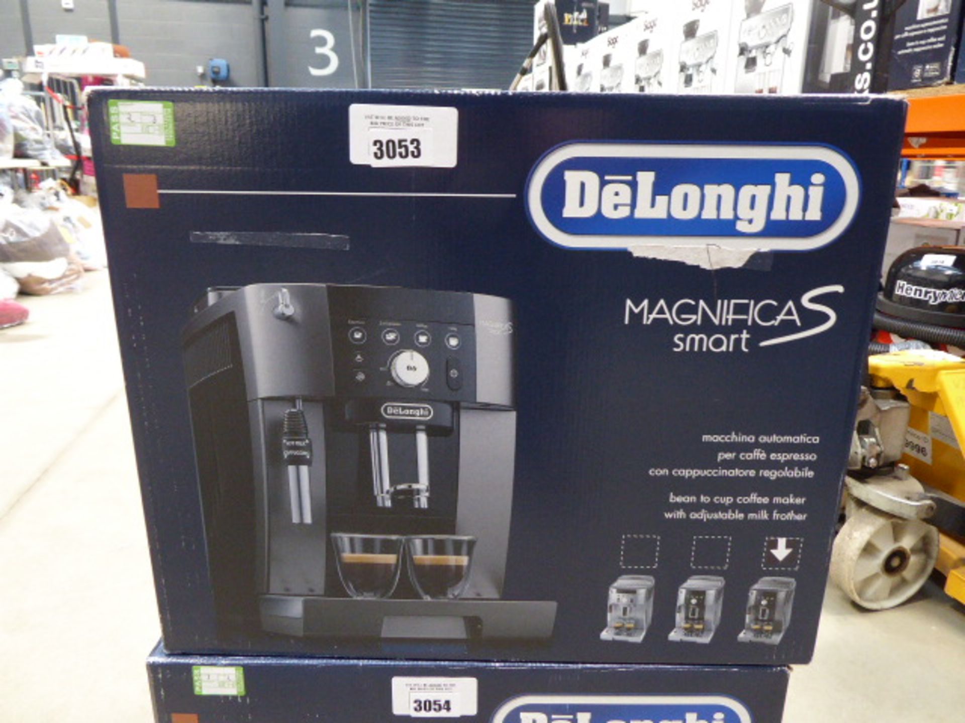 (TN2) Boxed De'Longhi Magnifica smart coffee machine