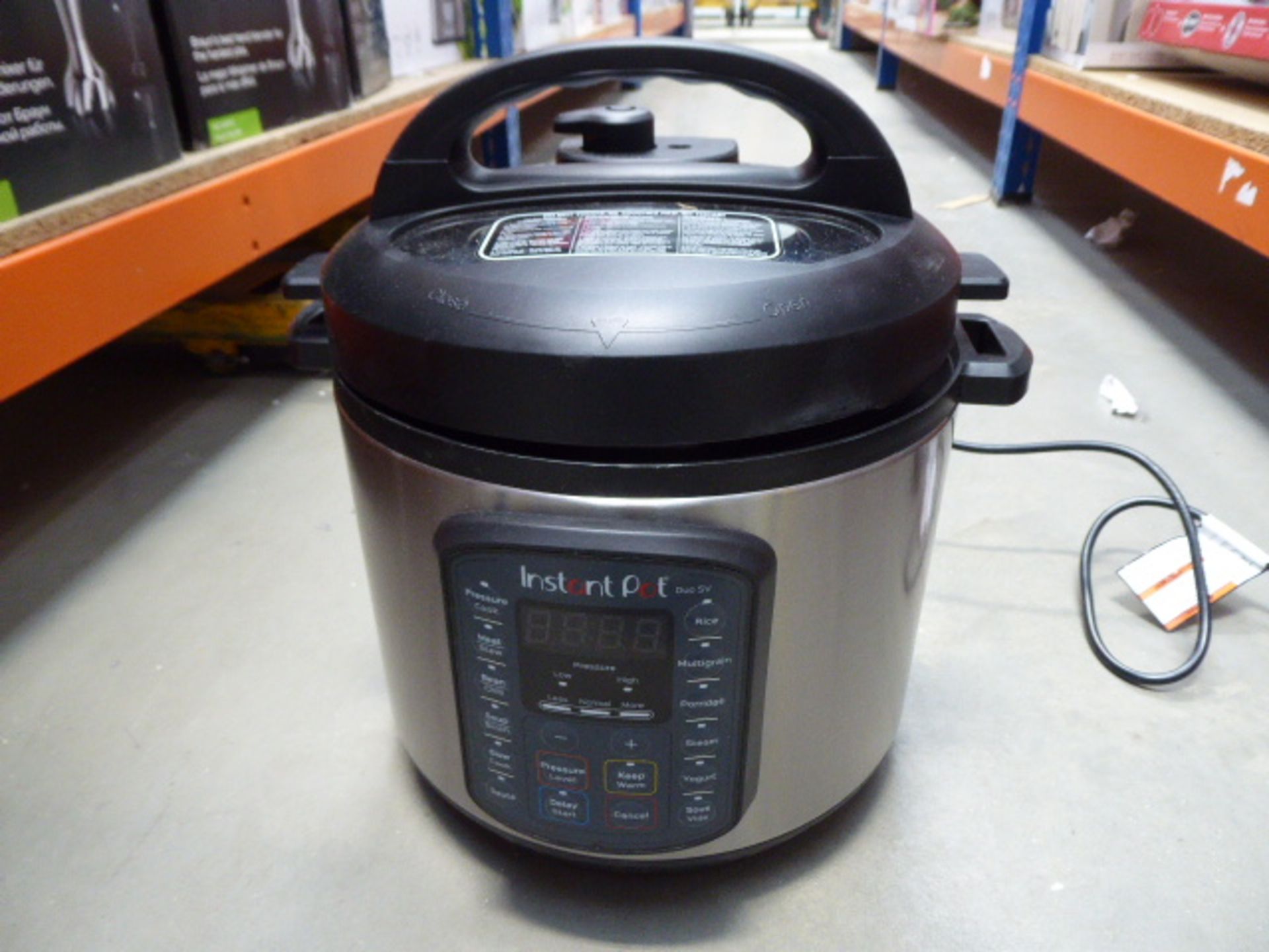 Boxed Instant Pot multi pressure cooker - Image 2 of 2