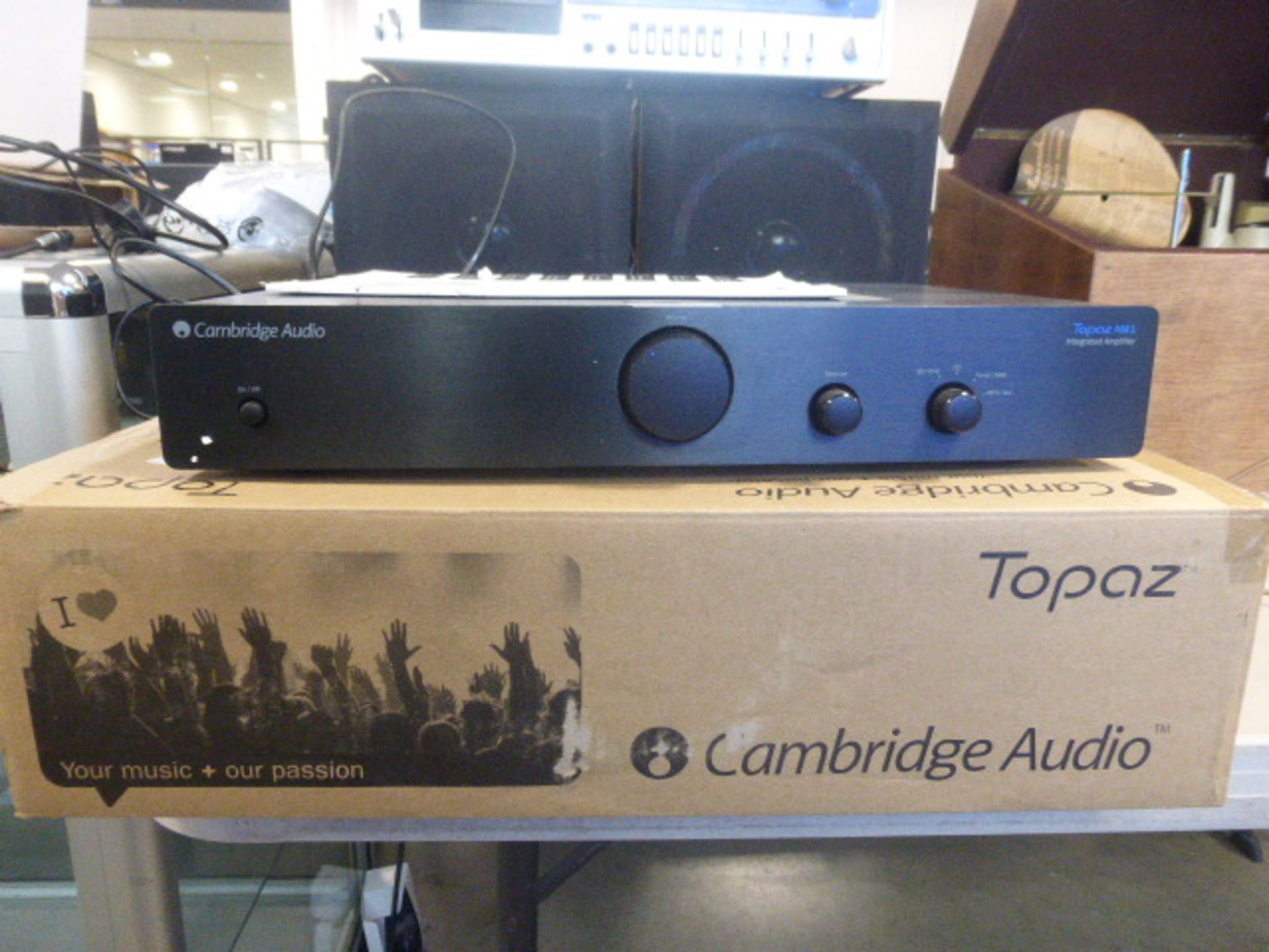 Cambridge audio topaz AM1 integrated amp with box and instruction manual
