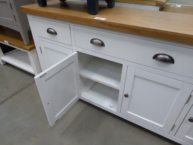 Large white painted sideboard with oak top, 3 drawers and 4 cupboards (40) - Image 2 of 2