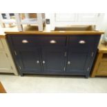 Large blue painted oak top sideboard with 3 drawers and 3 cupboards (31)