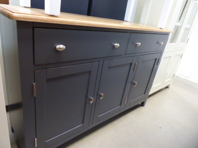 Large blue painted oak top sideboard with 2 drawers and 3 cupboards (42)