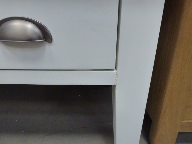 White painted oak top coffee table with 4 drawers under (26) - Image 2 of 3