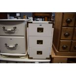 White painted 3 drawer cabinet