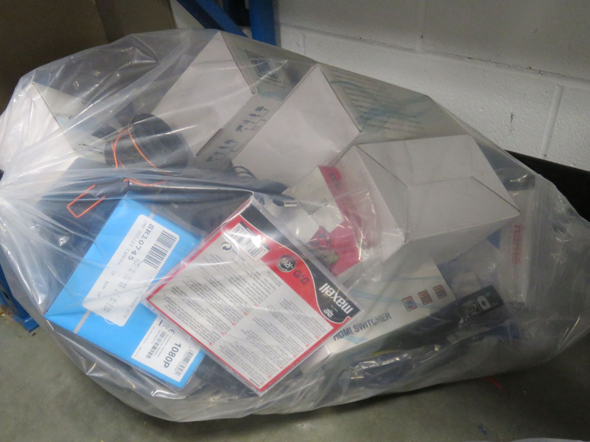 Bag containing various electrical items and sundries to include CCTV equipment, HDMI splitters, etc - Image 2 of 2