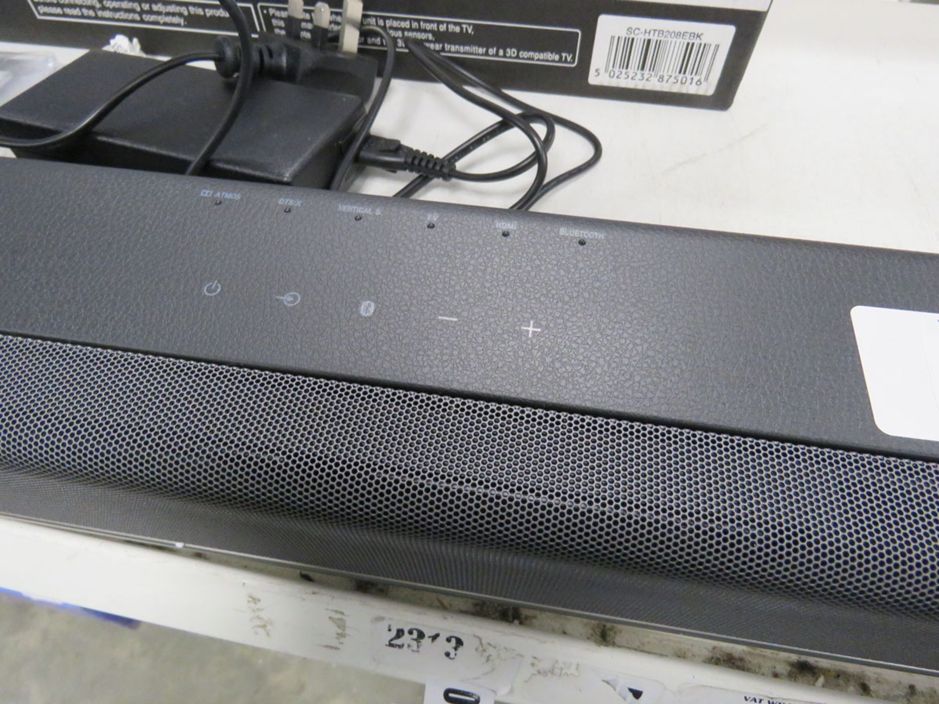 Sony Dolby Atmos soundbar model HT-X8500 with power supply, remote control and cabling No dents in - Image 2 of 2