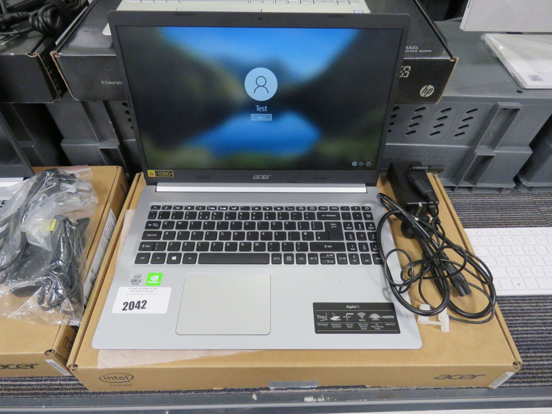 Acer Aspire 5 laptop core i3 10th gen processor, 4gb ram, 256gb storage, Windows 10 installed, power