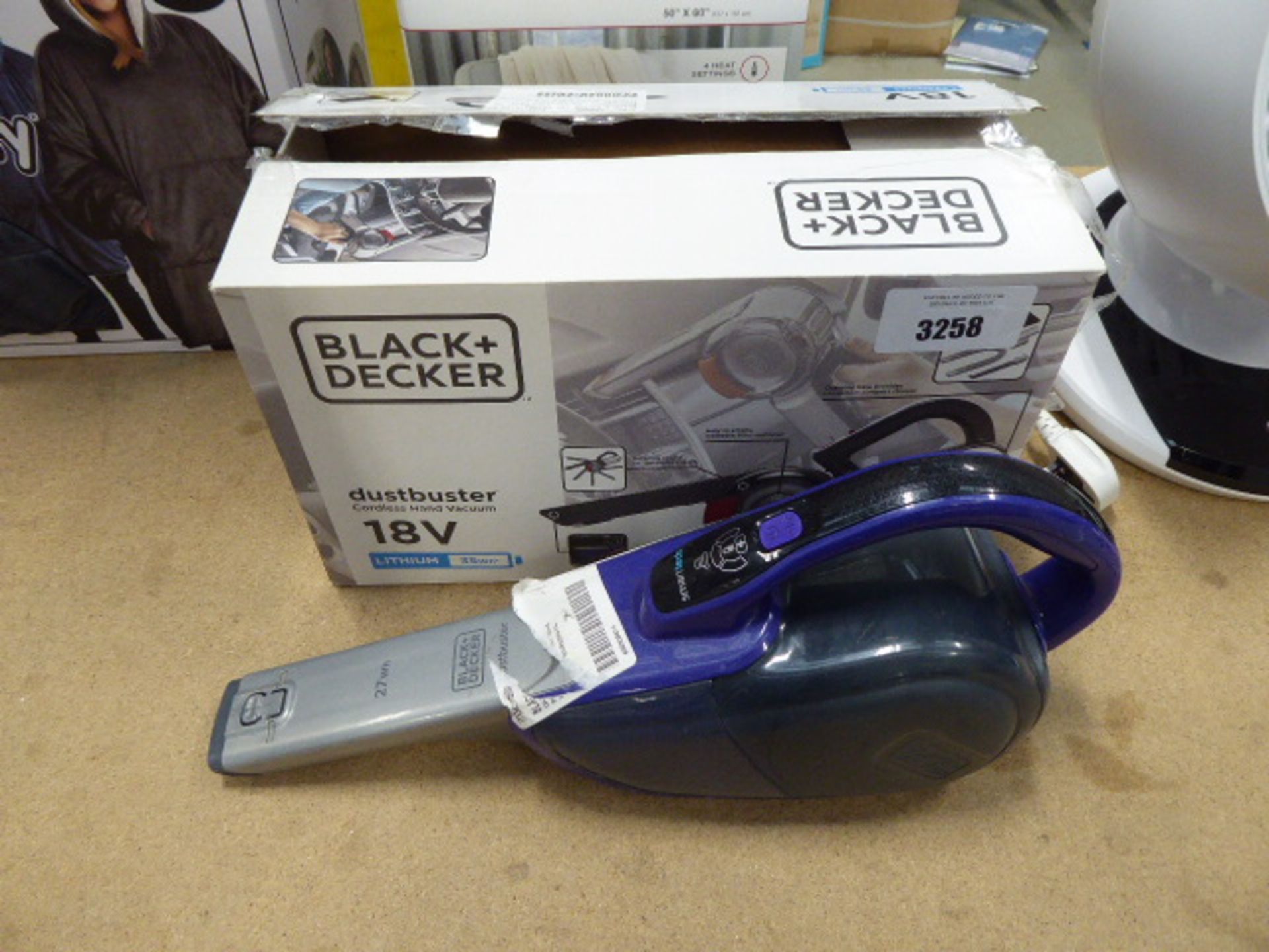 Boxed Black & Decker Dustbuster plus another unboxed (unboxed unit missing charger)