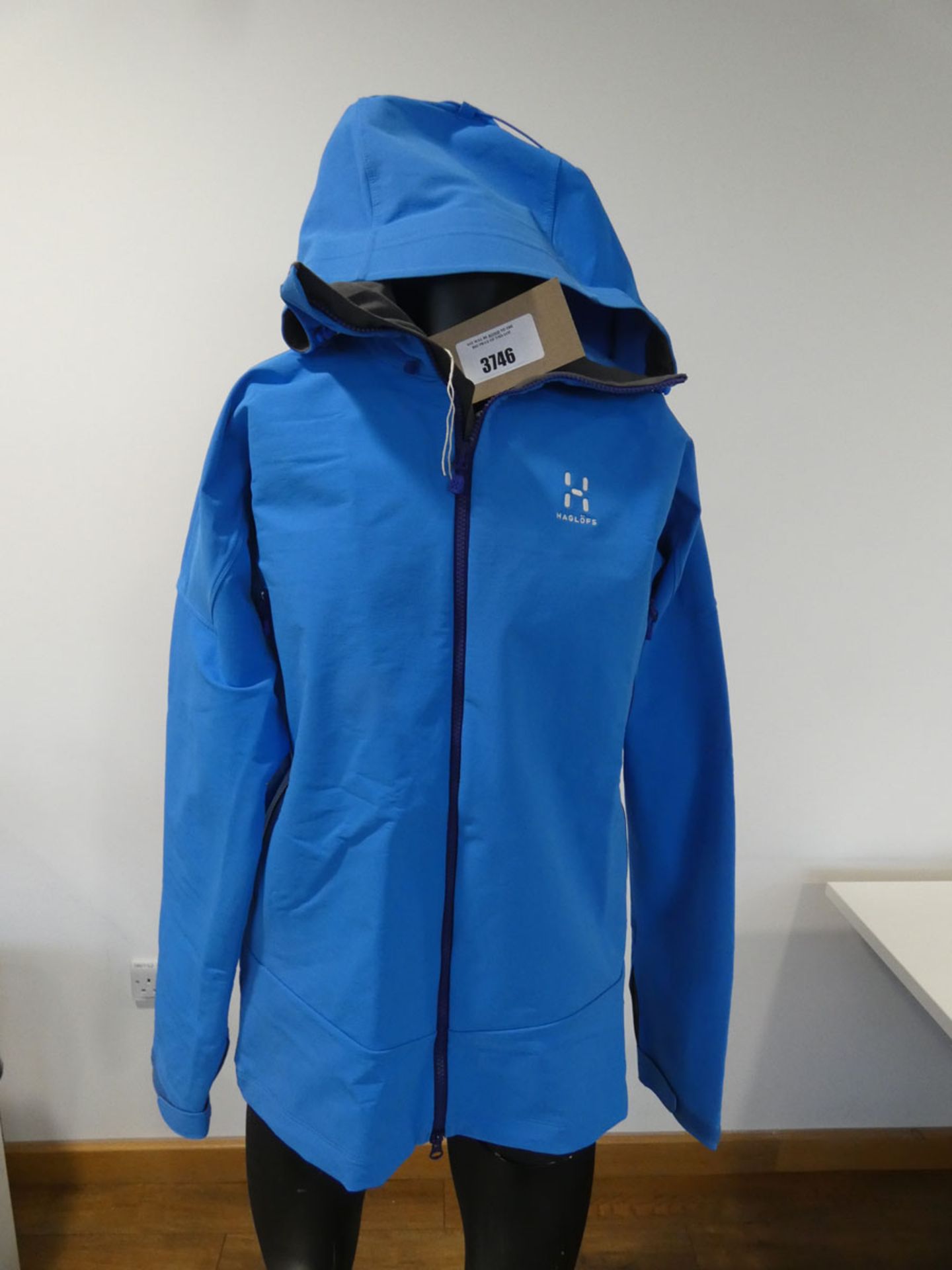 Haglofs men's skarn winter jacket in blue size XL ( Mannequin not included)
