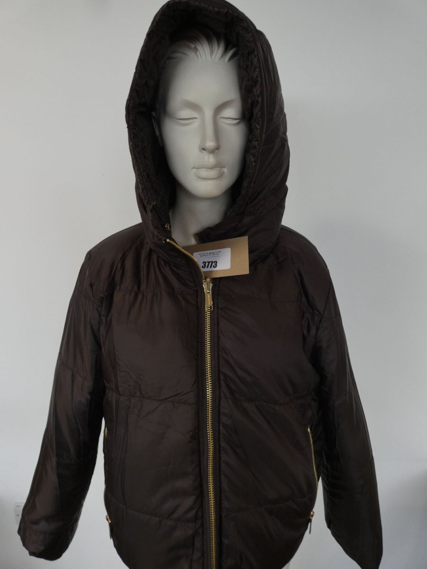 Michael Kors ladies chocolate reversible puffer jacket size XL (Mannequin not included) - Image 3 of 3