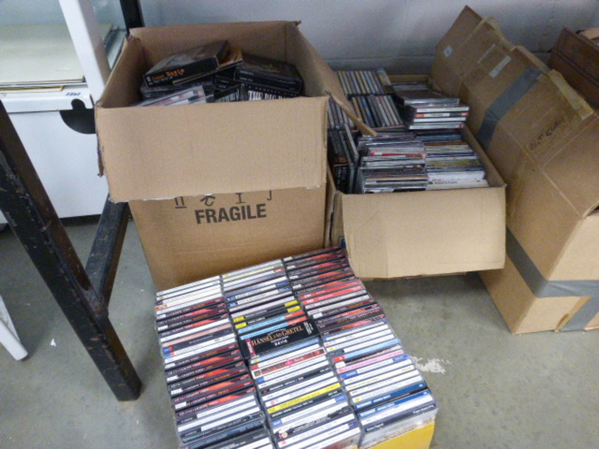 6 various boxes of wide variety of CDs, classical and others - Image 2 of 5