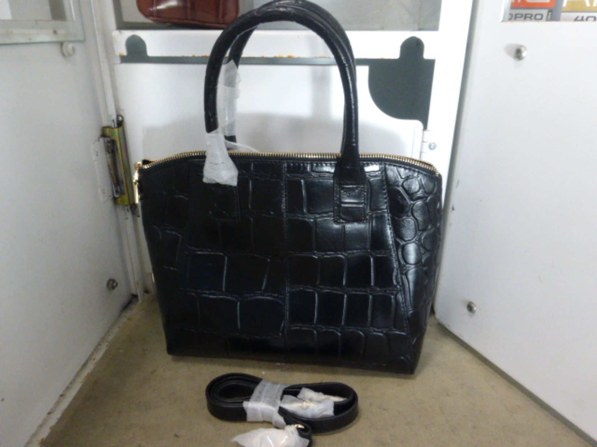 Osprey Aspen Grab Croc ladies handbag in black - Image 2 of 2