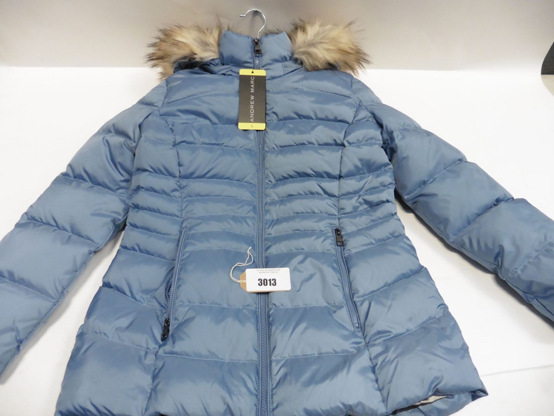 Ladies full zip fur hooded Andrew Mark coat size S in blue