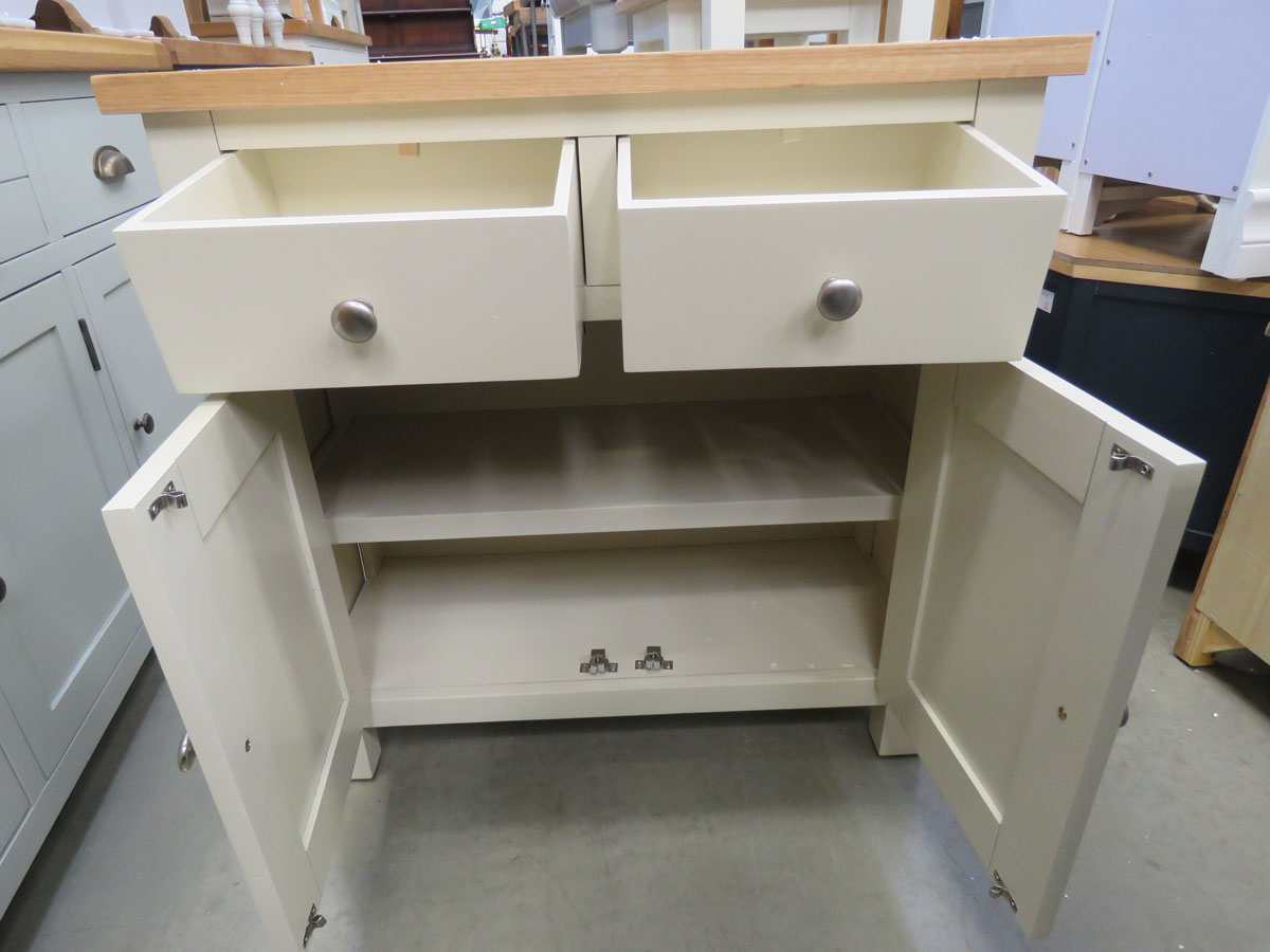 Cream painted oak top small sideboard with 2 drawers and double door cupboard (96) - Image 2 of 4