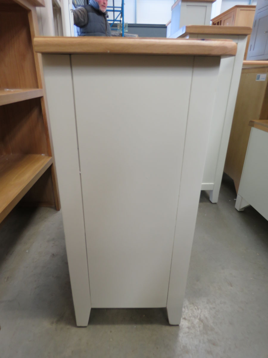 Cream painted oak top sideboard with single drawer and 2 door cupboard (148) - Image 4 of 4