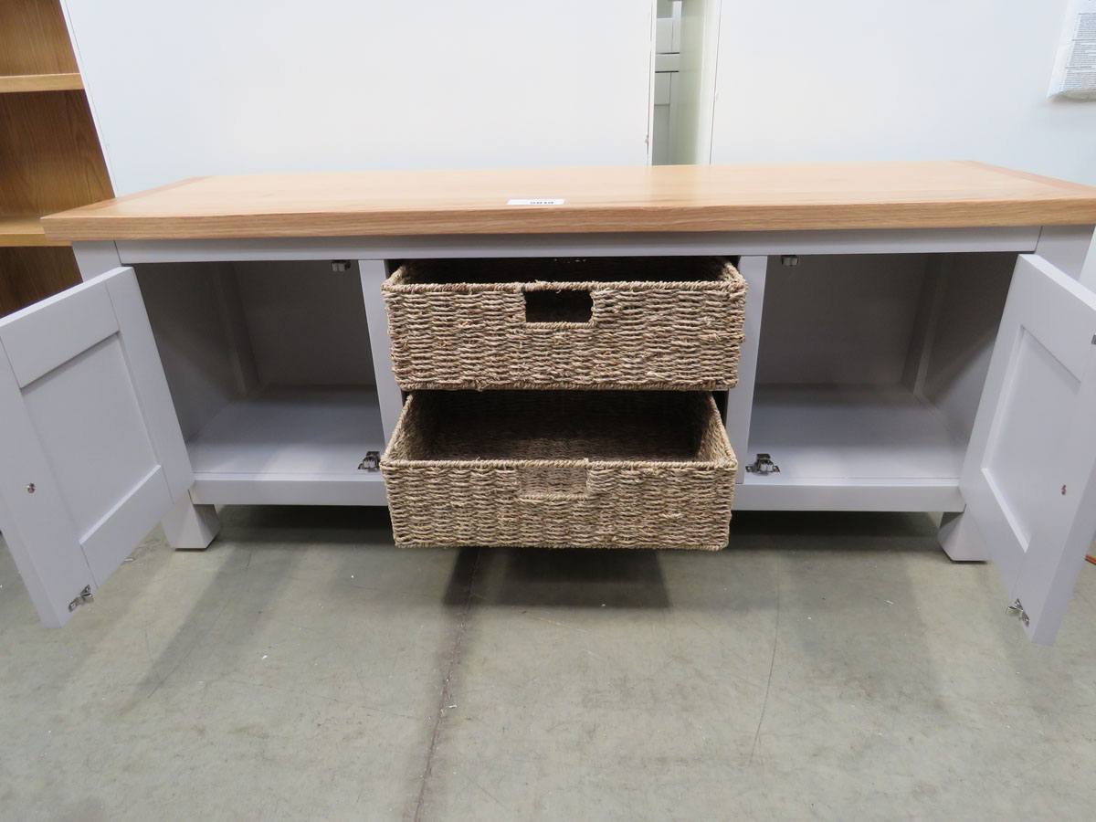 Grey painted low cabinet with oak top 2 shelves 2 baskets and 2 single door cupboards (52) Width: - Image 2 of 4