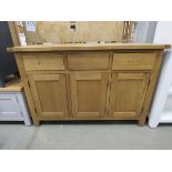 Oak sideboard with 3 drawers and 3 single door cupboards (112)