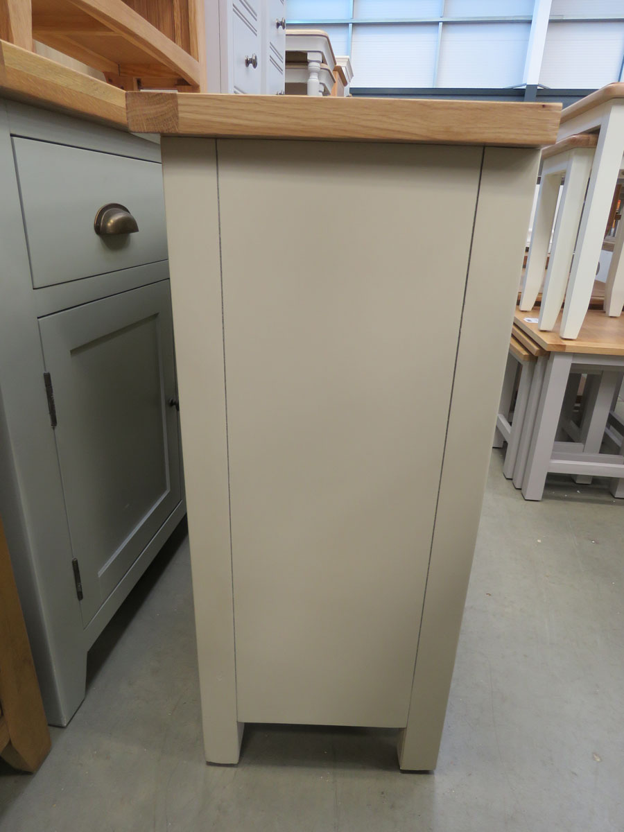 Cream painted oak top small sideboard with 2 drawers and double door cupboard (96) - Image 4 of 4