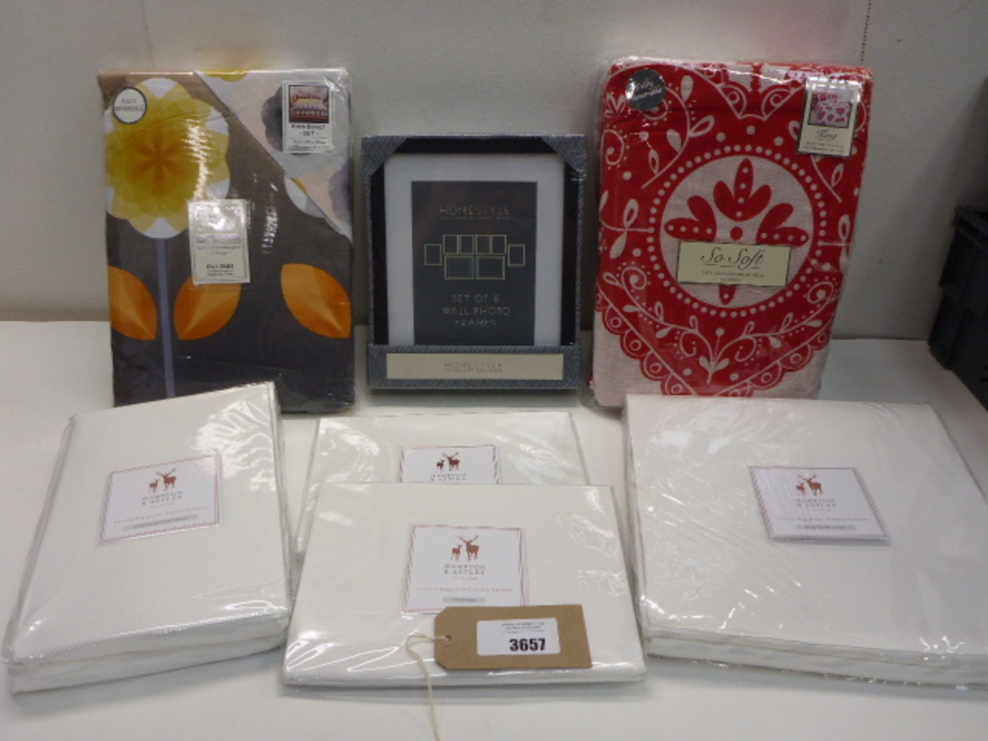 3 king size duvet sets, king size fitted sheet, pillowcases and Pack of 8 Homestyle picture frames