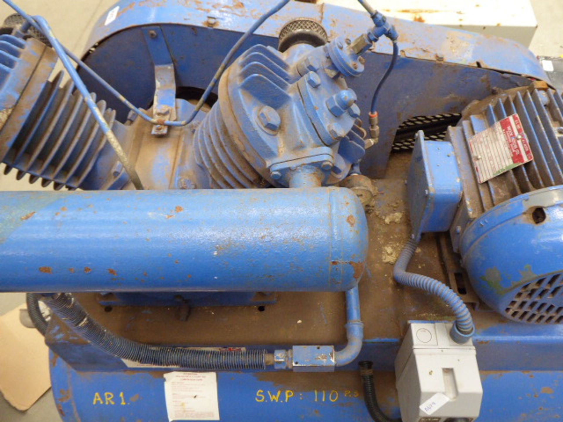 Large 3 phase blue electric compressor - Image 2 of 4