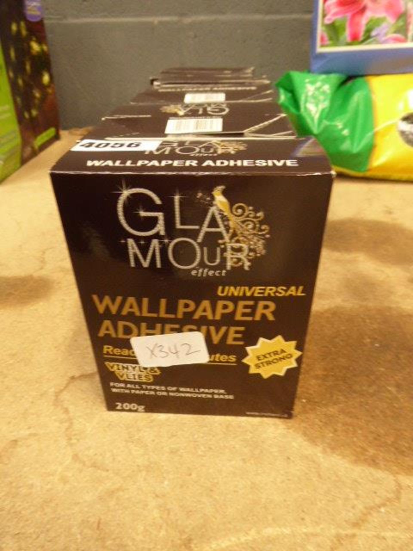 8 Small boxes of universal wallpaper adhesive