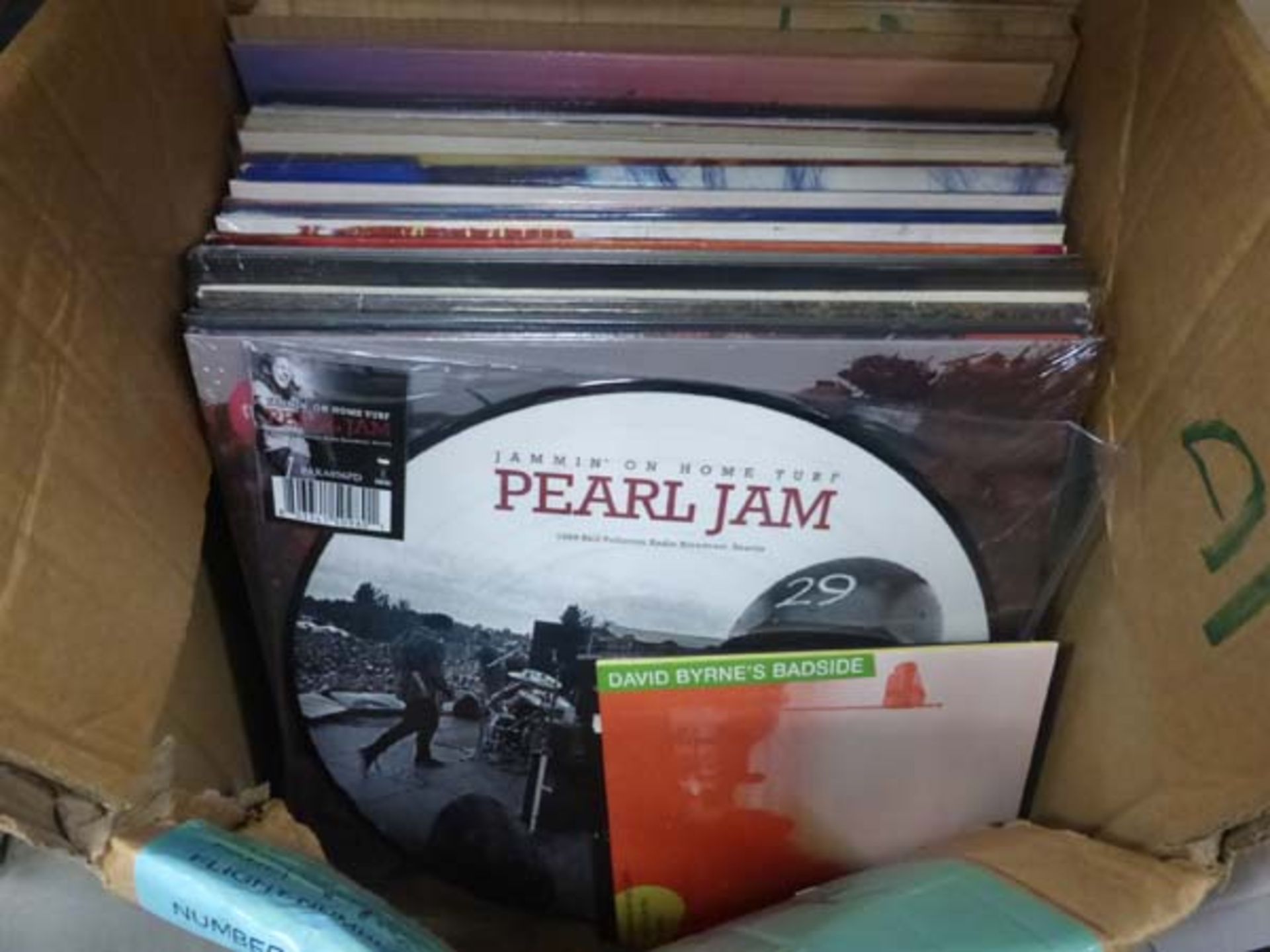 Box of mostly indie rock LPs to include Bowie, Pearl Jam etc. 22 LPs used, 6 sealed