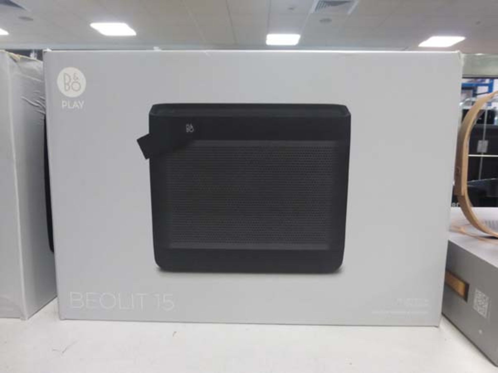 Bang & Olufsen Beolit 15 portable bluetooth speaker with box Minor marks/scratches to speaker, - Image 2 of 2